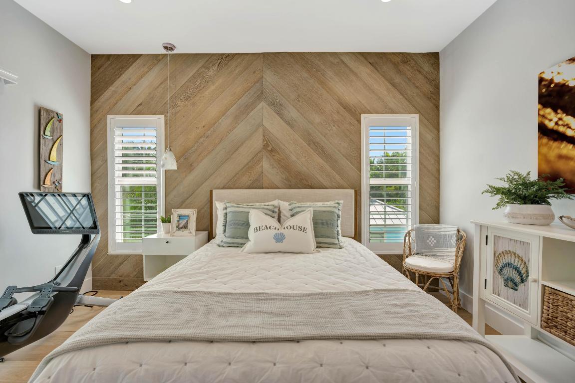 MERCURY RISING - Residential