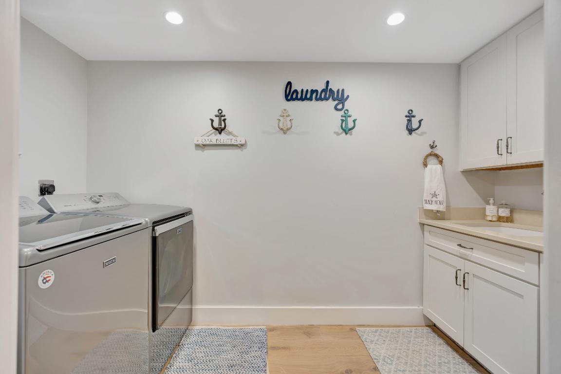 MERCURY RISING - Residential