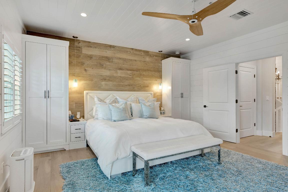 MERCURY RISING - Residential