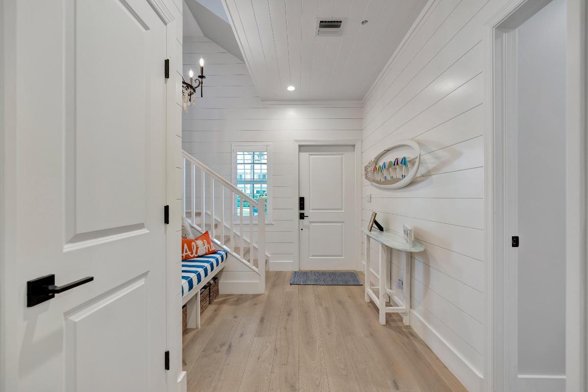 MERCURY RISING - Residential