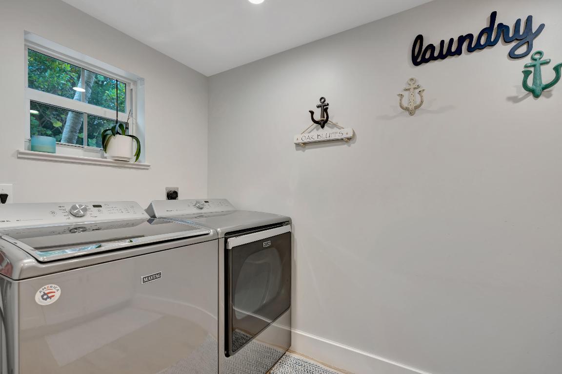 MERCURY RISING - Residential