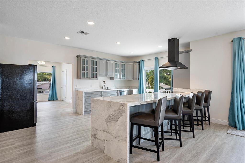 PALM BEACH ISLES 2 - Residential