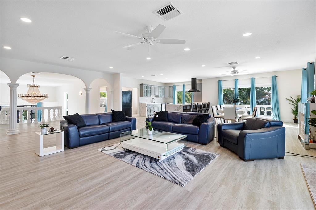 PALM BEACH ISLES 2 - Residential