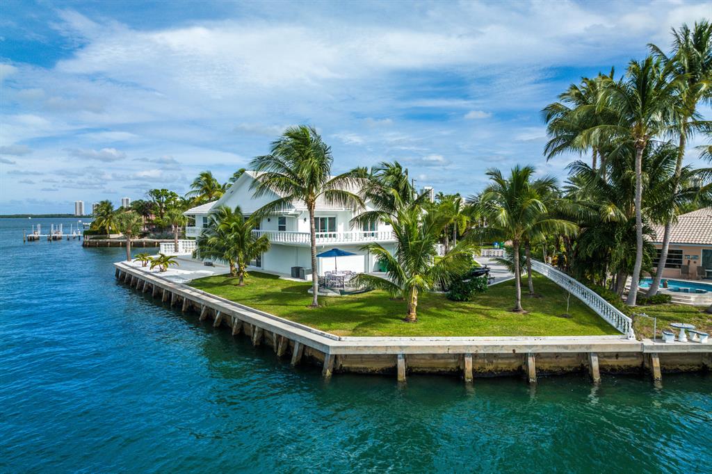 PALM BEACH ISLES 2 - Residential