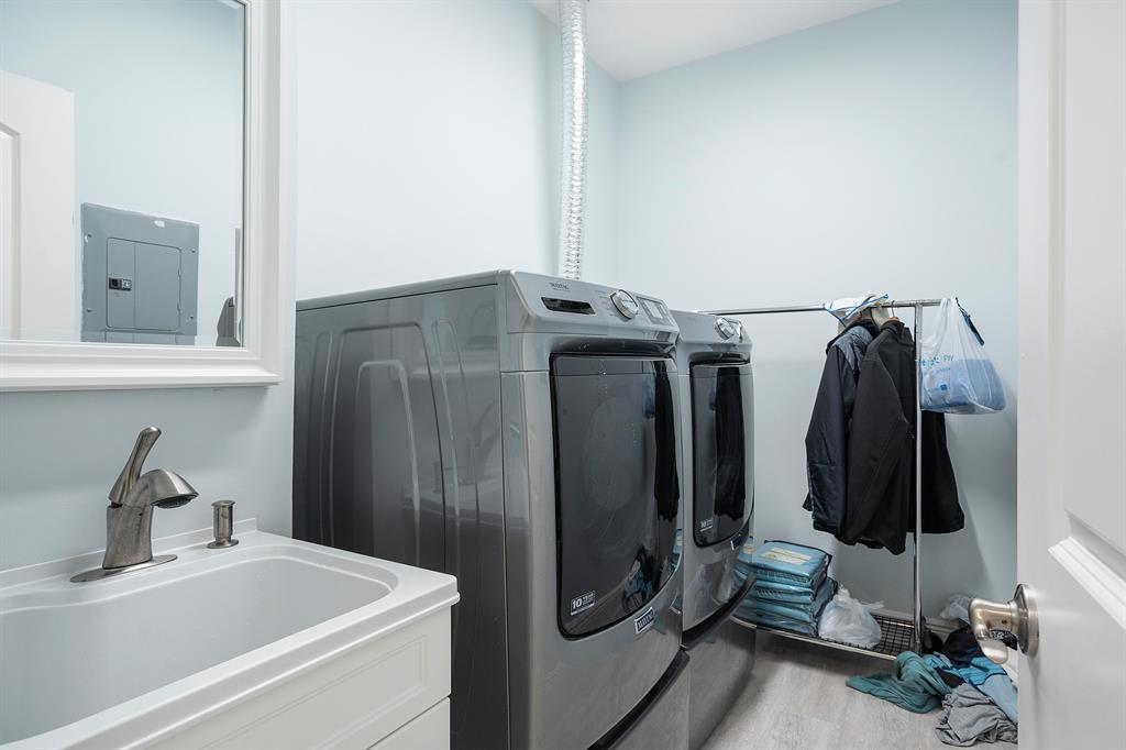 PALM BEACH ISLES 2 - Residential