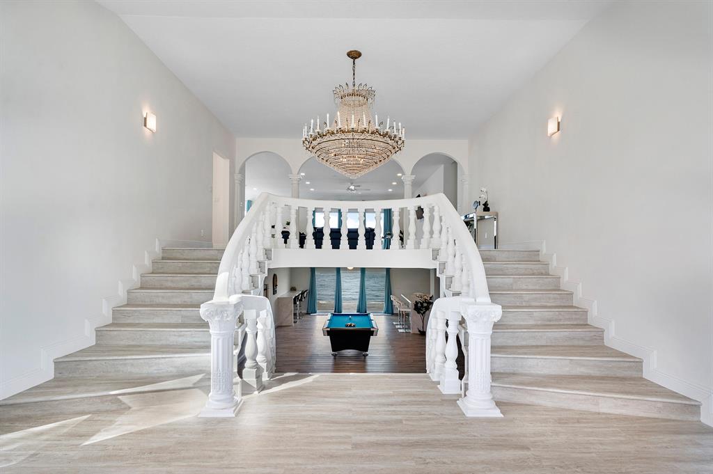 PALM BEACH ISLES 2 - Residential