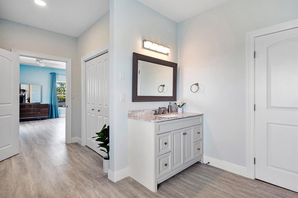 PALM BEACH ISLES 2 - Residential