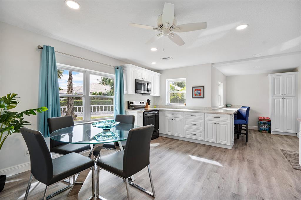 PALM BEACH ISLES 2 - Residential