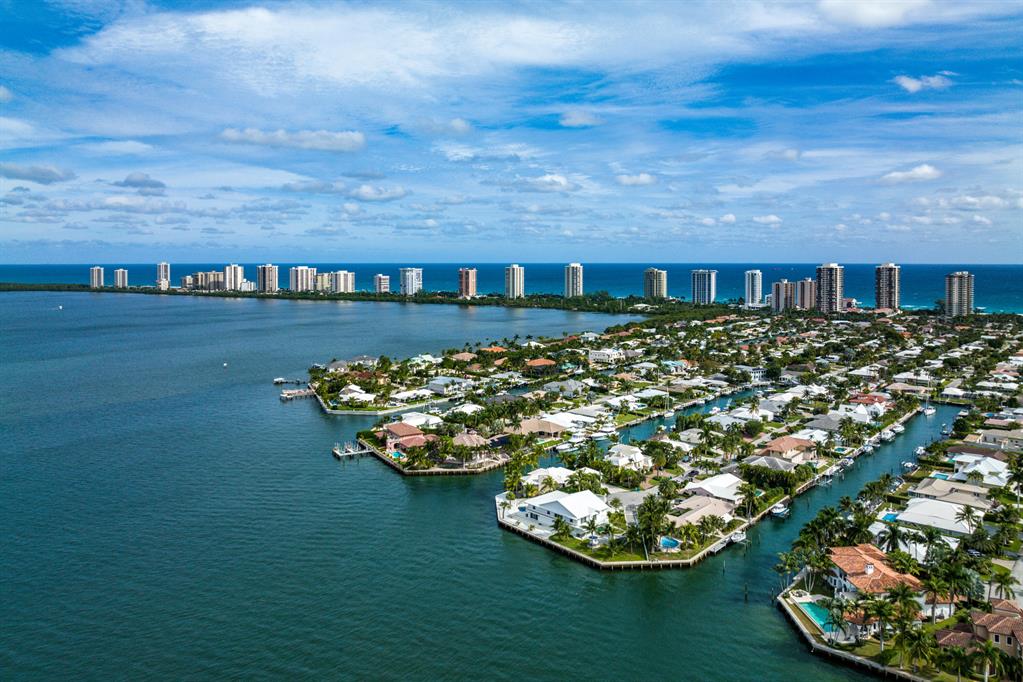 PALM BEACH ISLES 2 - Residential