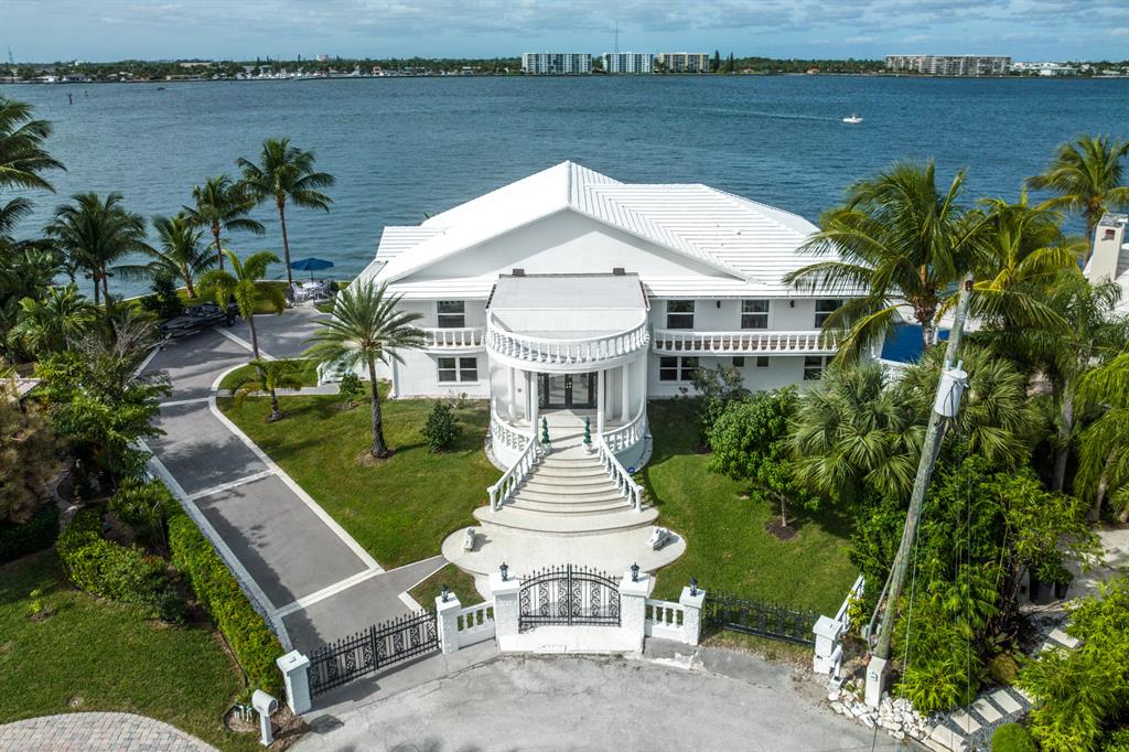 PALM BEACH ISLES 2 - Residential