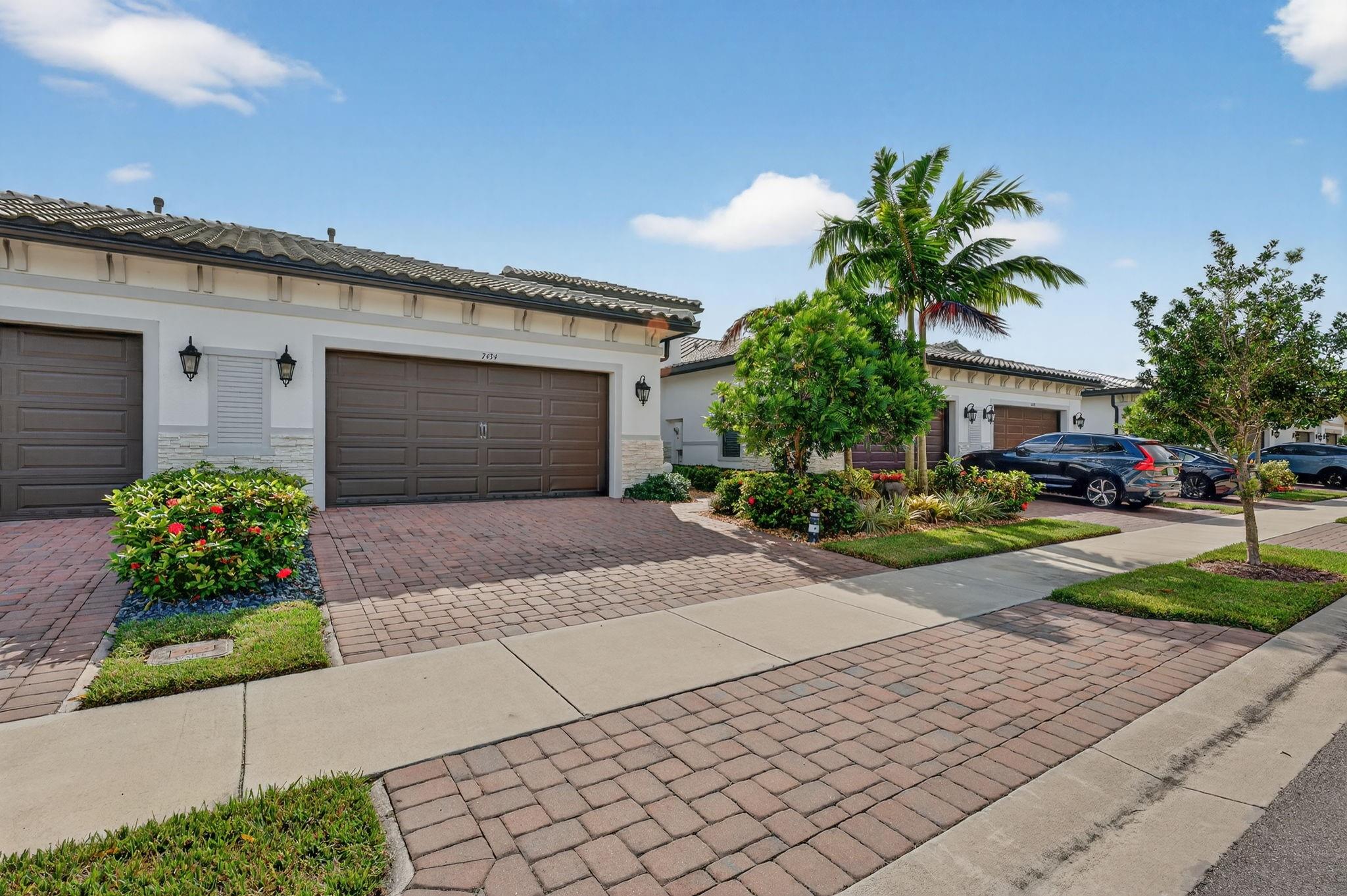 View photos, virtual tours, details... 7434 N Blue Spring Dr