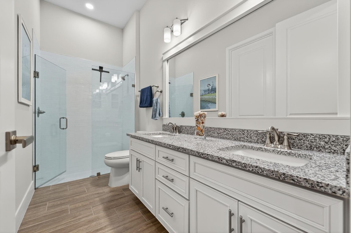 THE FALLS AT PARKLAND - Residential