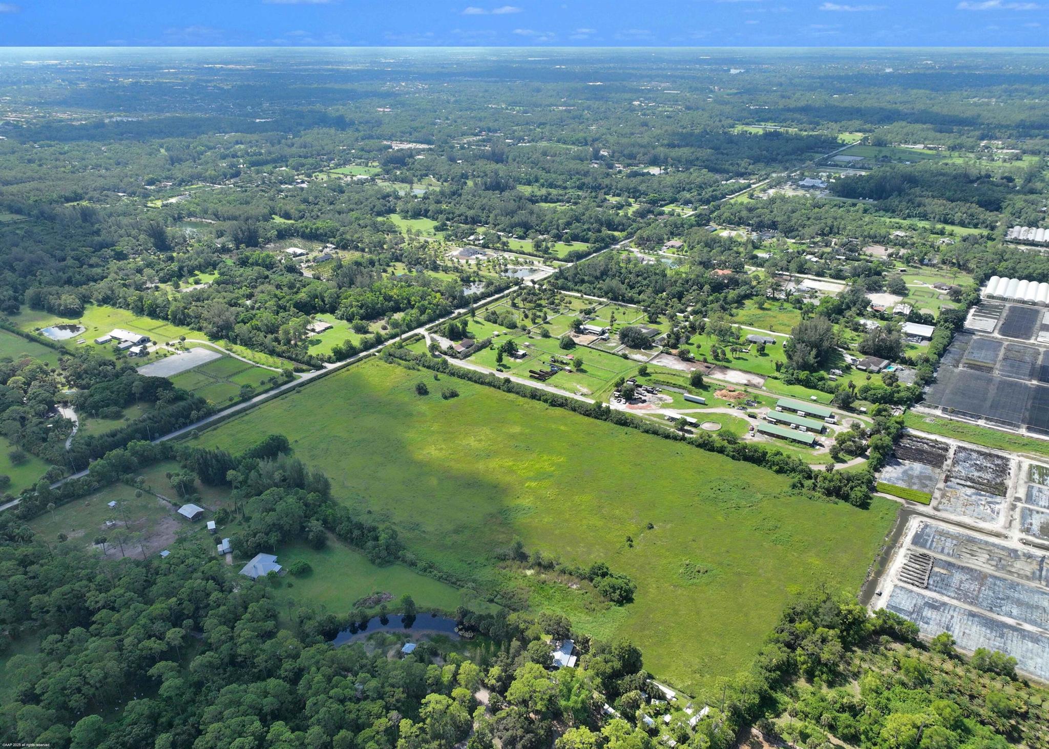 LOXAHATCHEE GROVES - Land