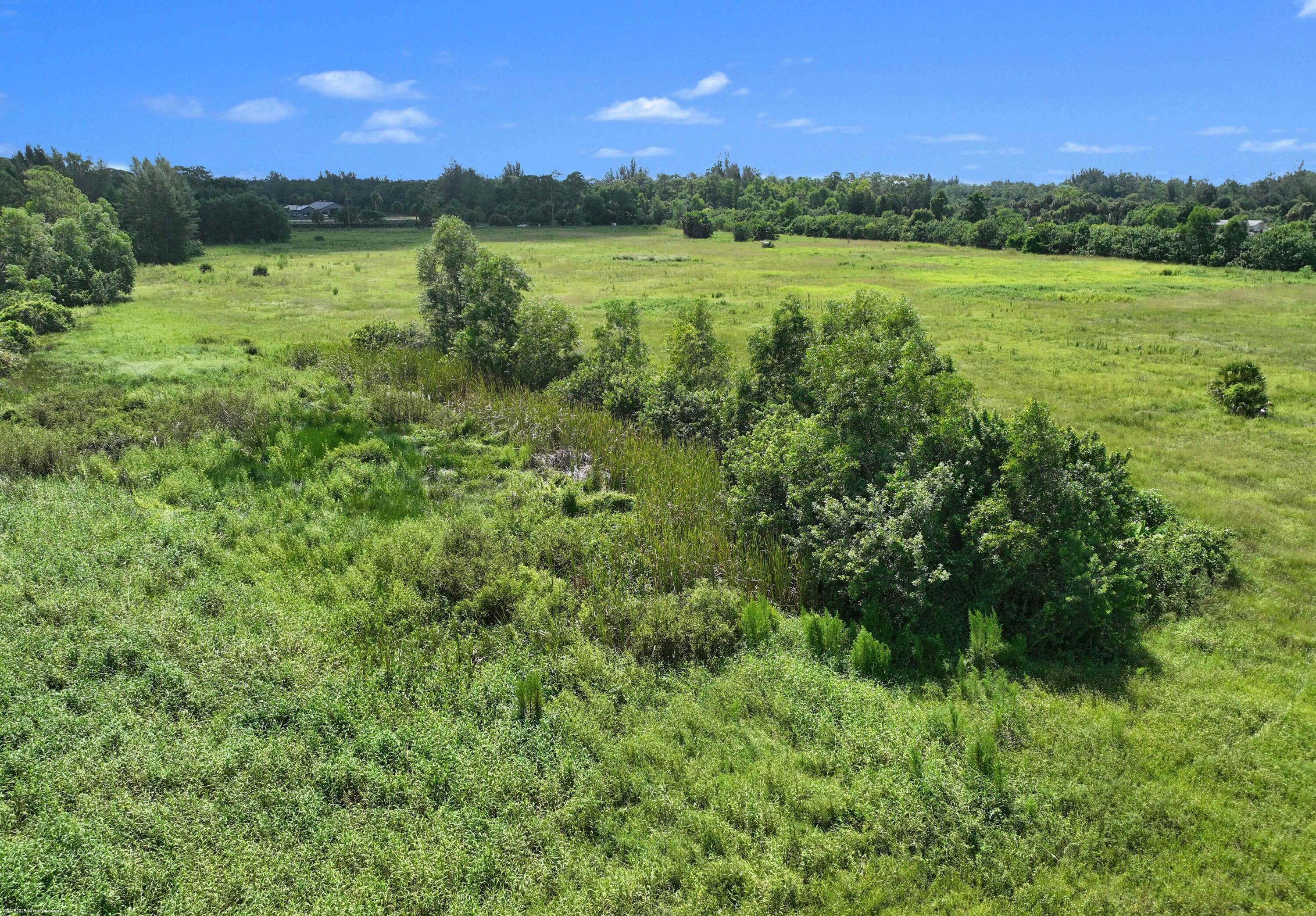 LOXAHATCHEE GROVES - Land