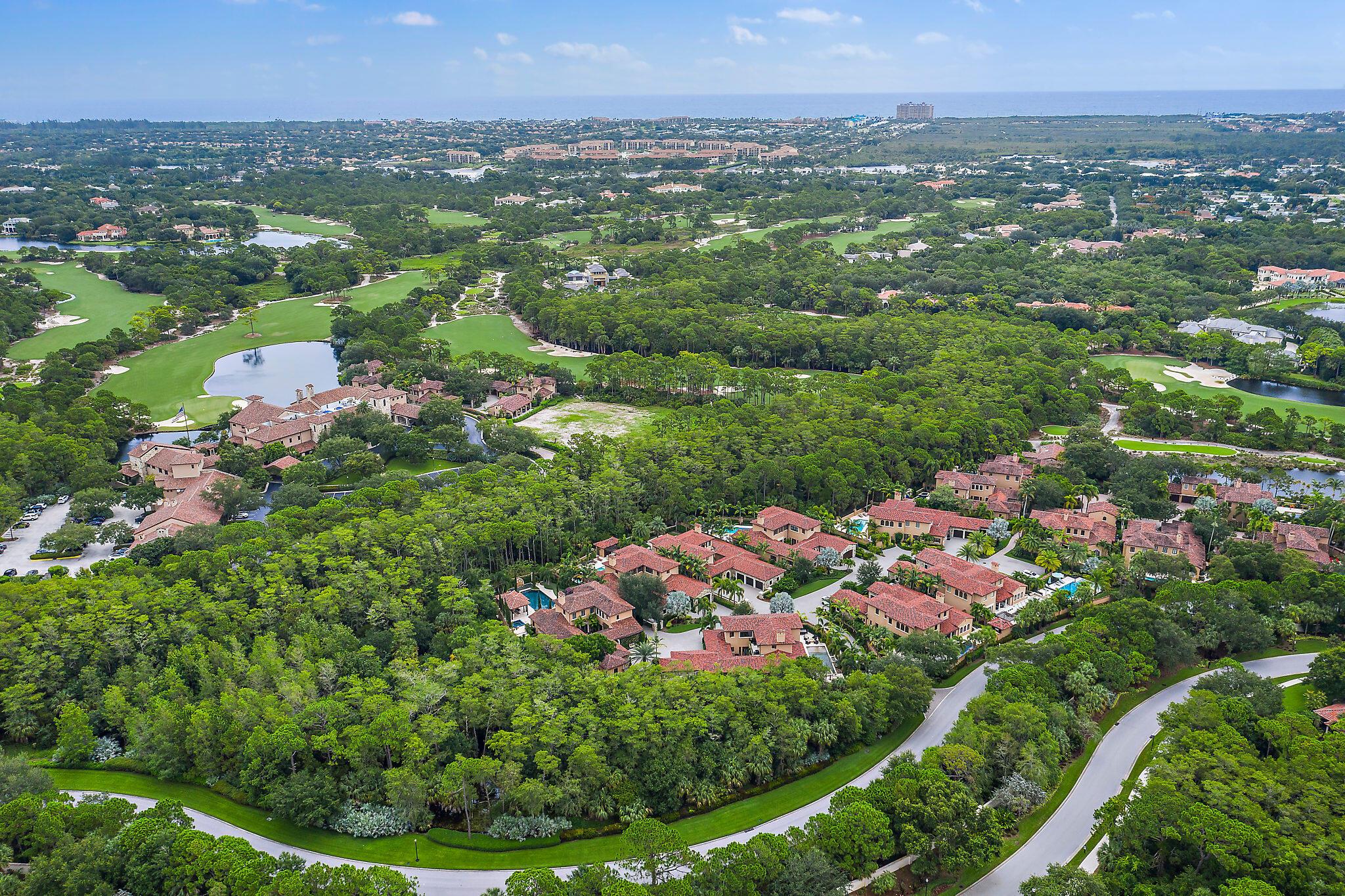 BEARS CLUB - Residential