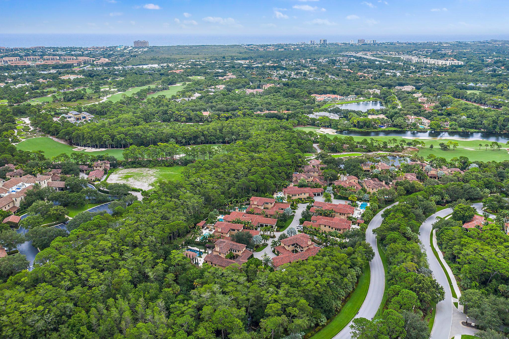 BEARS CLUB - Residential