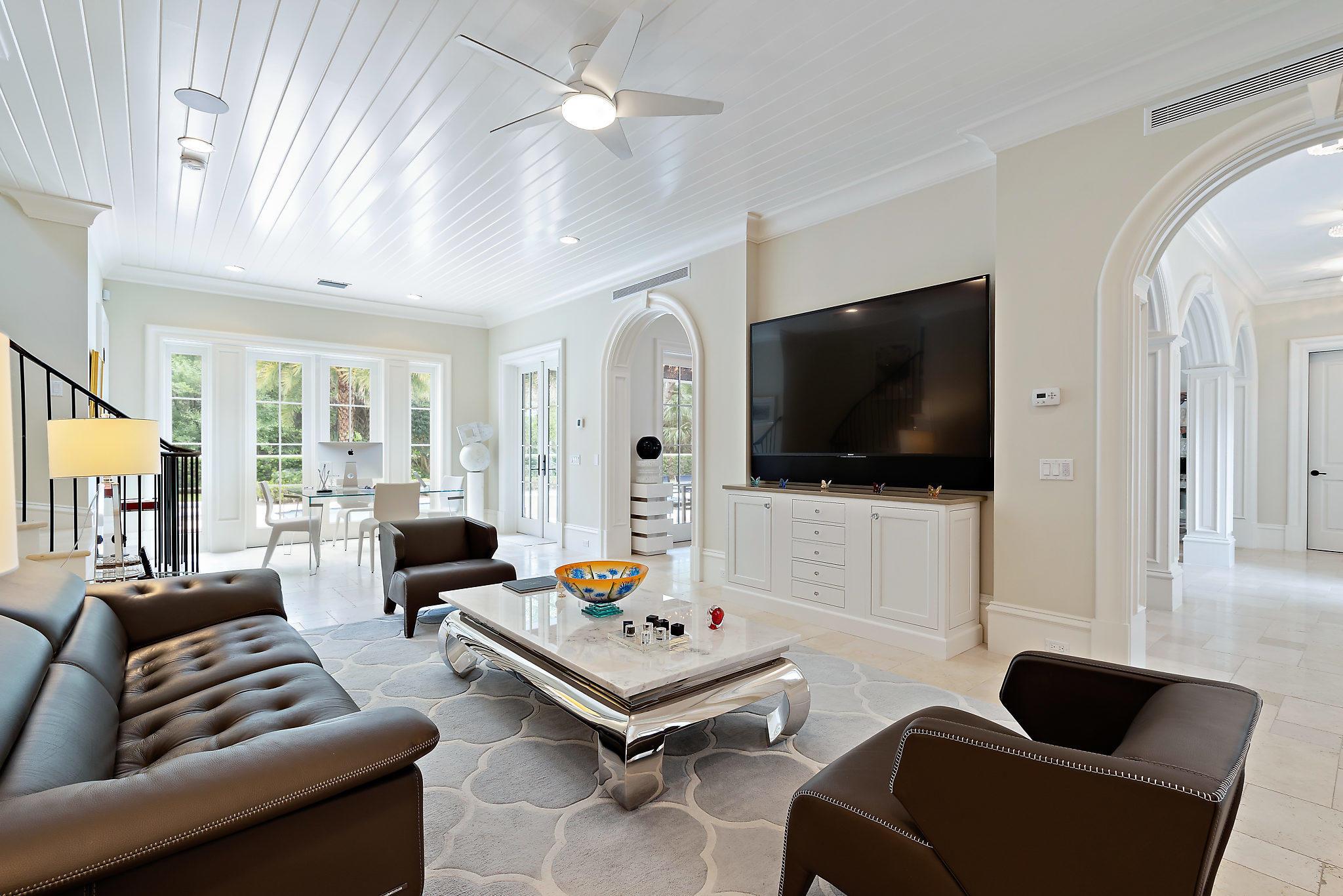 BEARS CLUB - Residential