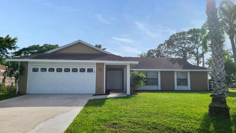 A home in Port St Lucie