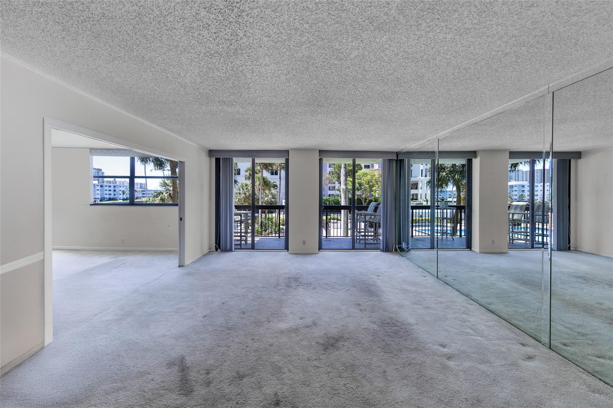 2900 NE 14th Street Cswy 210