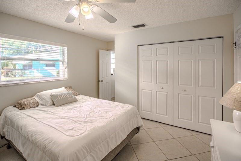 Country Manor - Residential