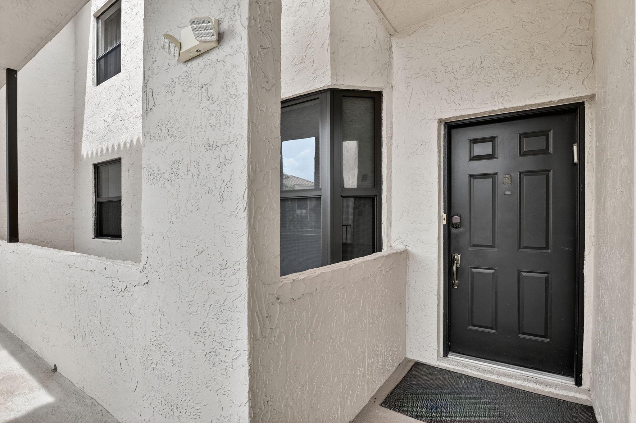 7460 La Paz Boulevard 202