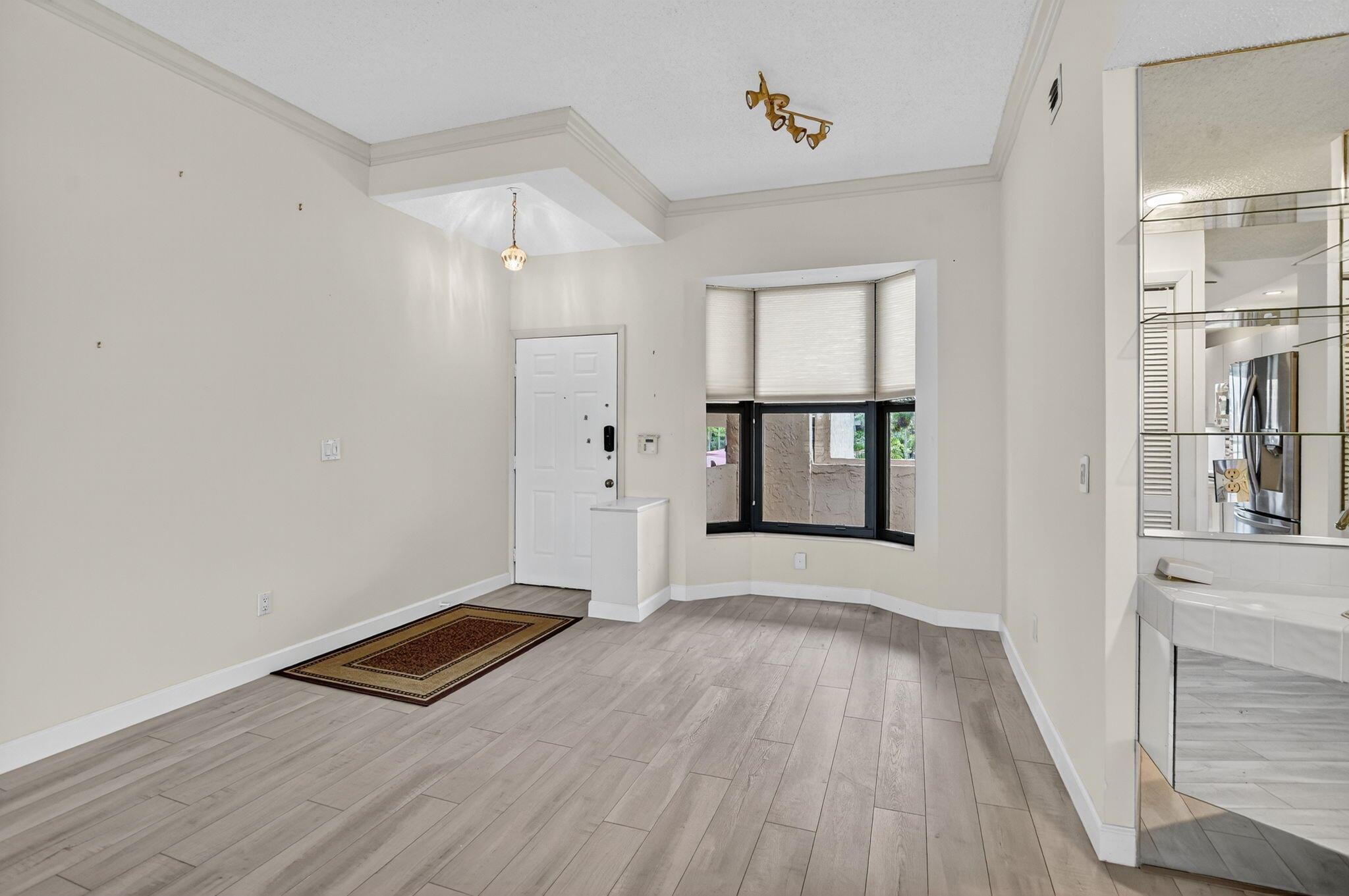 7460 La Paz Boulevard 202