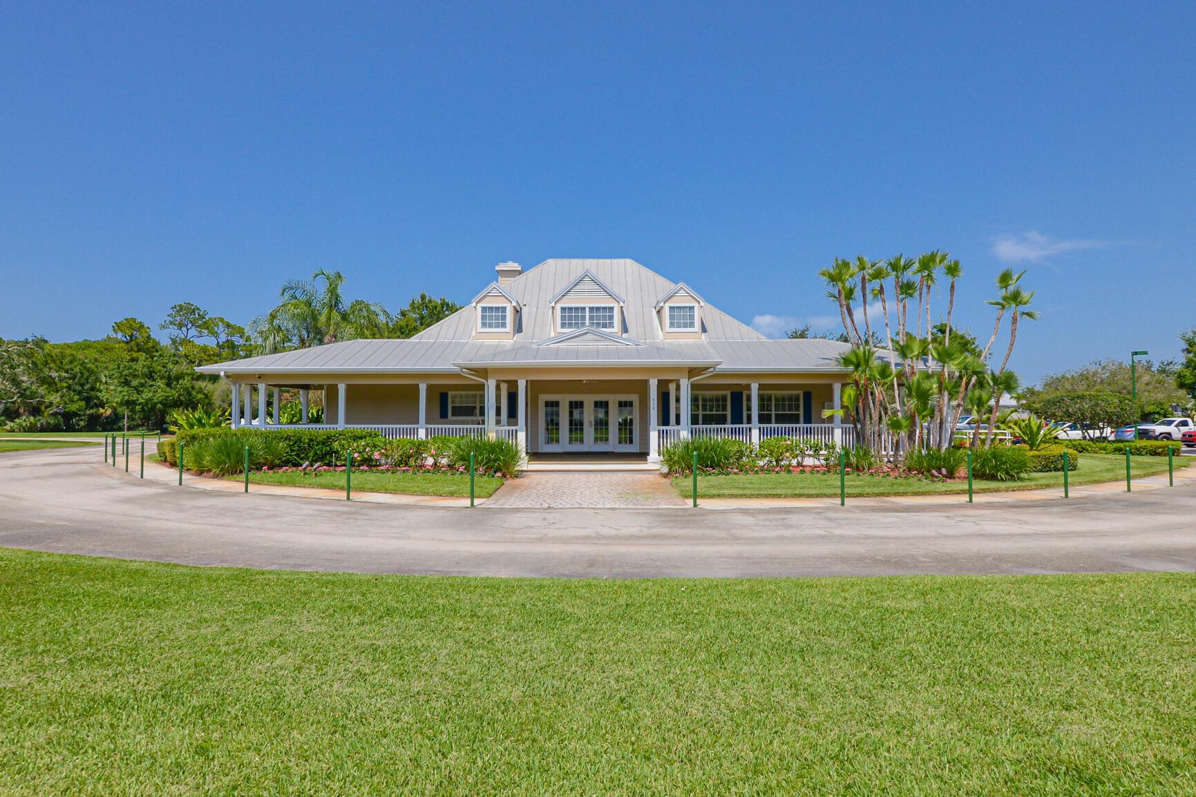 RIVER PLACE ON THE ST LUC - Residential