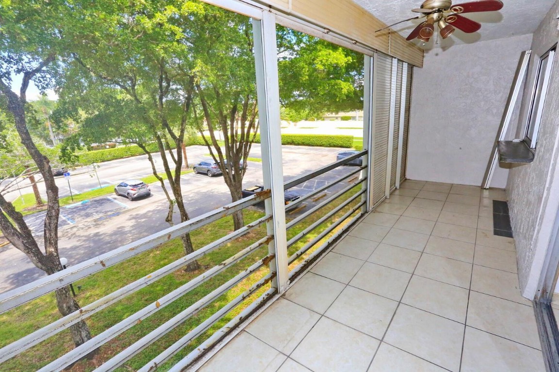 LIME BAY - Residential