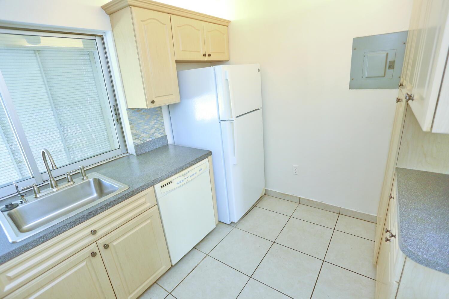 LIME BAY - Residential