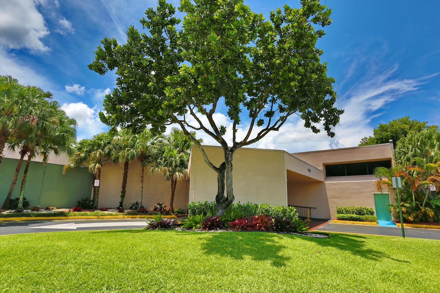 LIME BAY - Residential