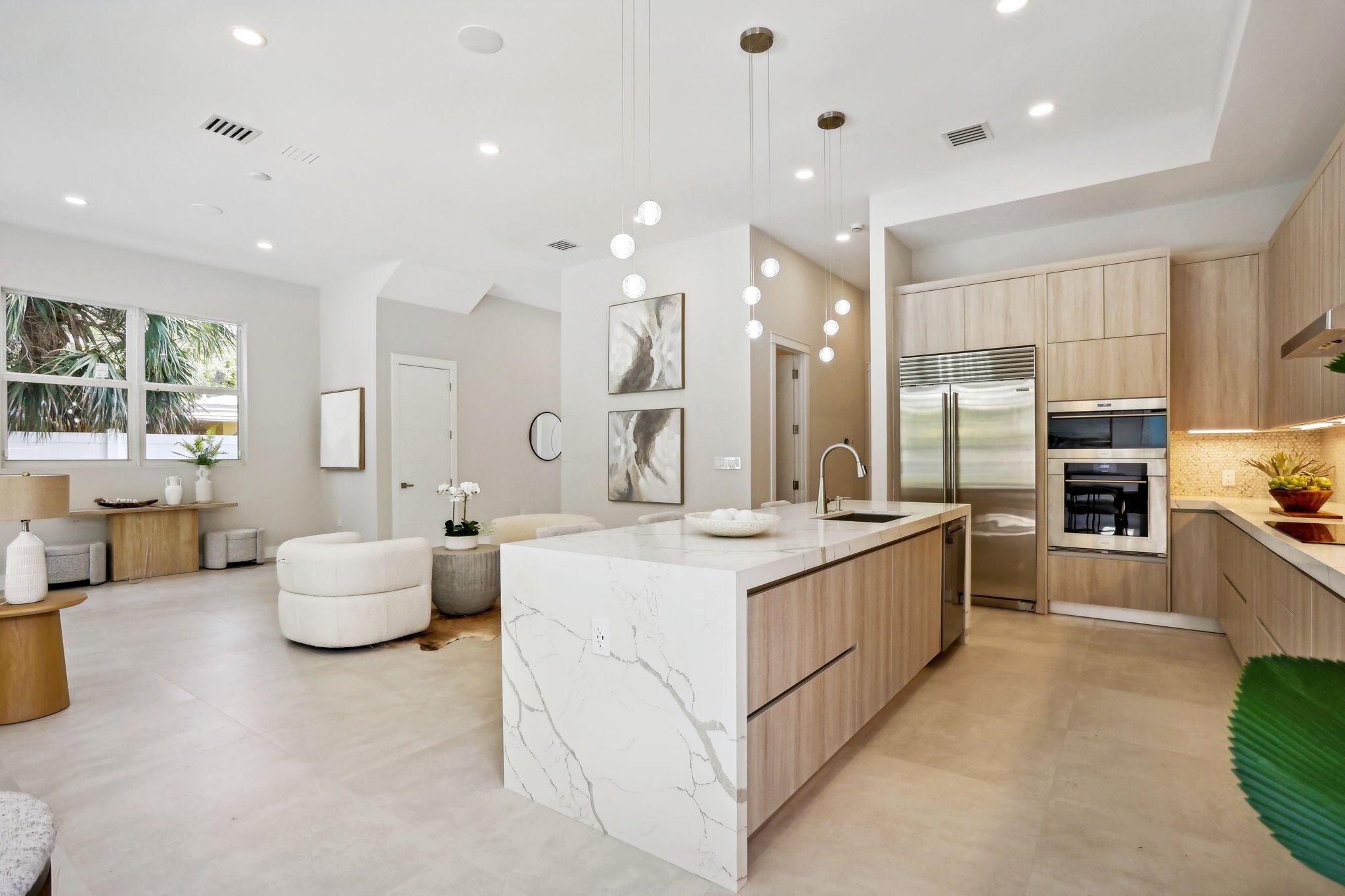 LA HACIENDA DELRAY - Residential