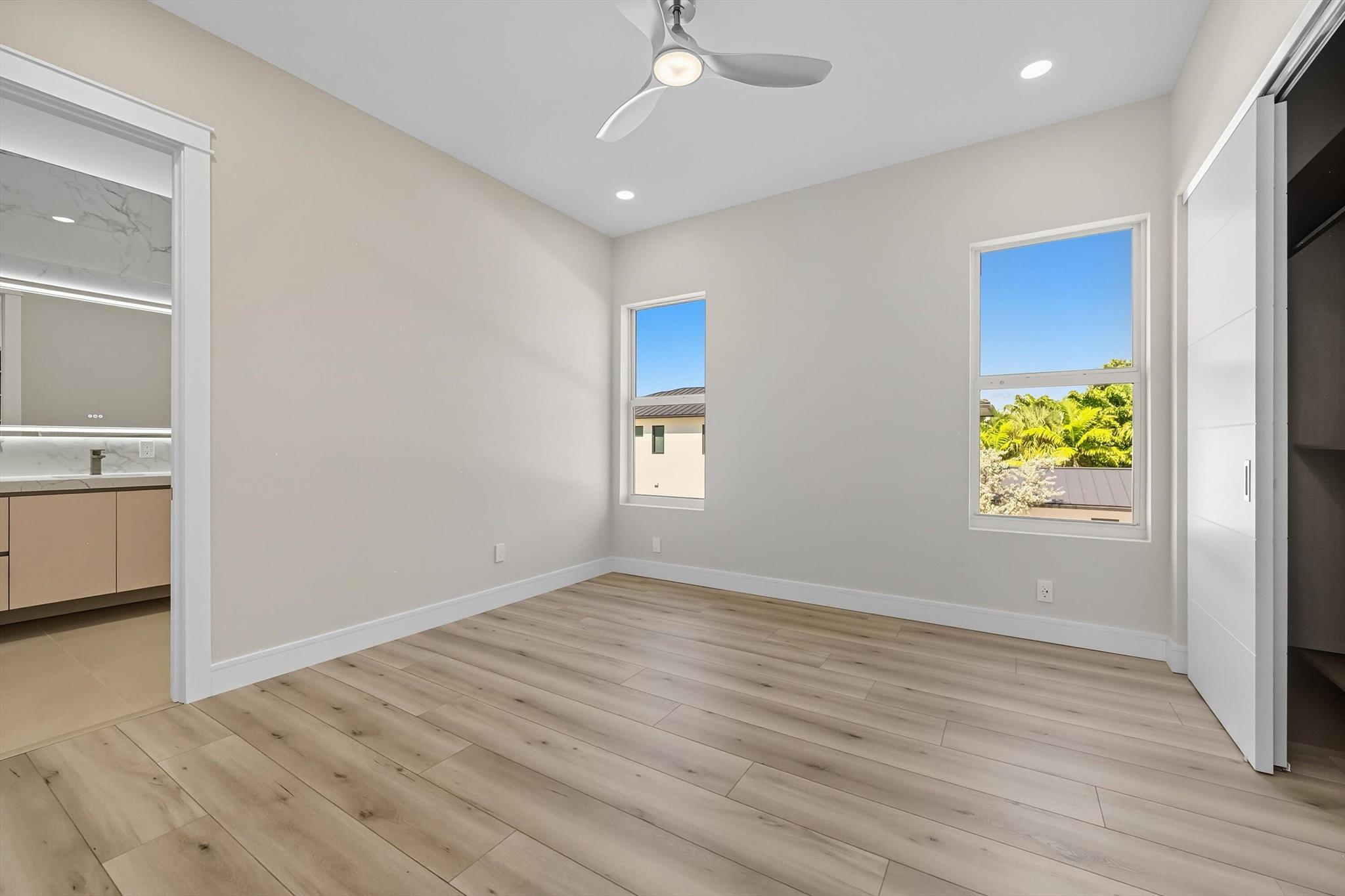 LA HACIENDA DELRAY - Residential