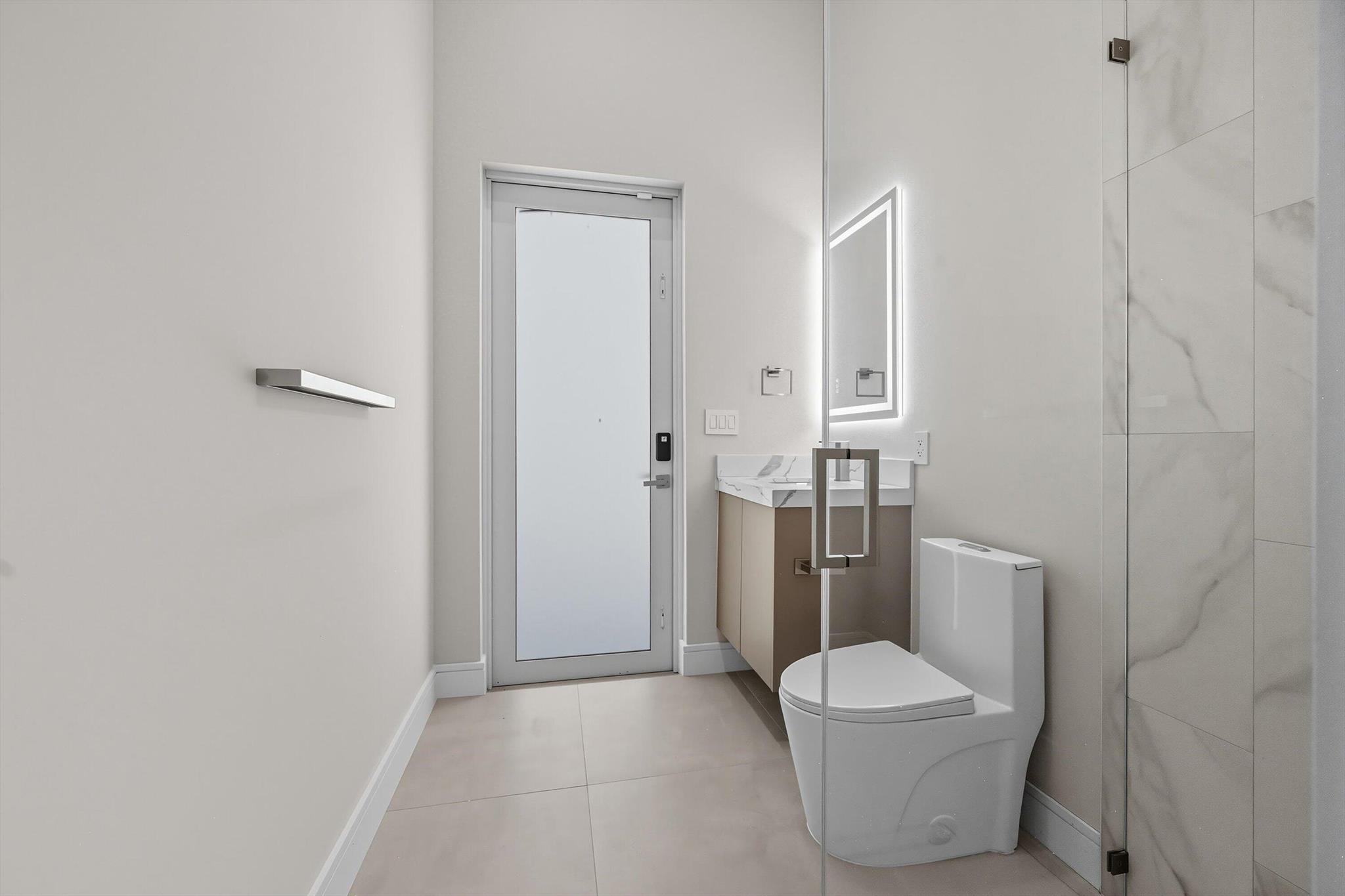 LA HACIENDA DELRAY - Residential