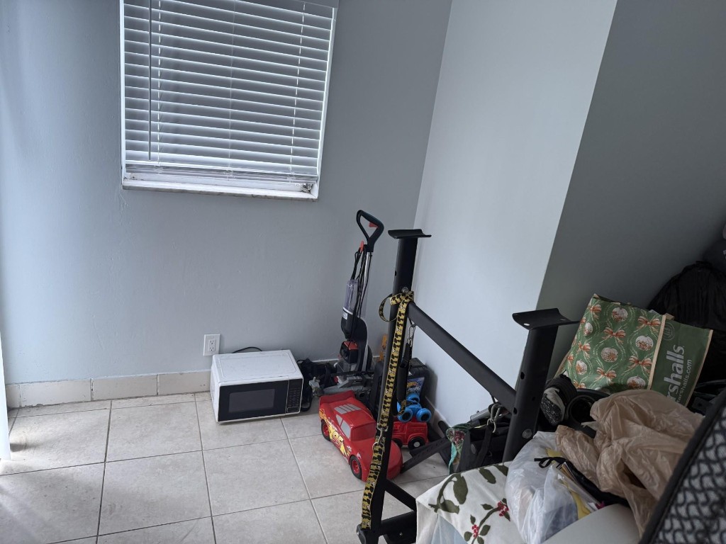 CORAL SPRINGS SUB NO 1 - Residential Income