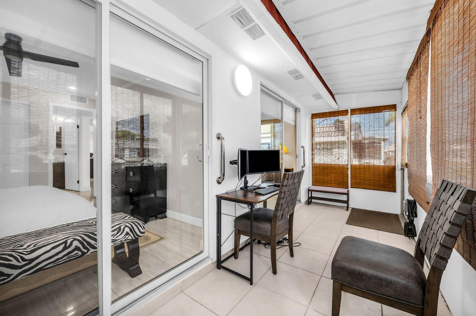 KINGS POINT VALENCIA CONDOS - Residential