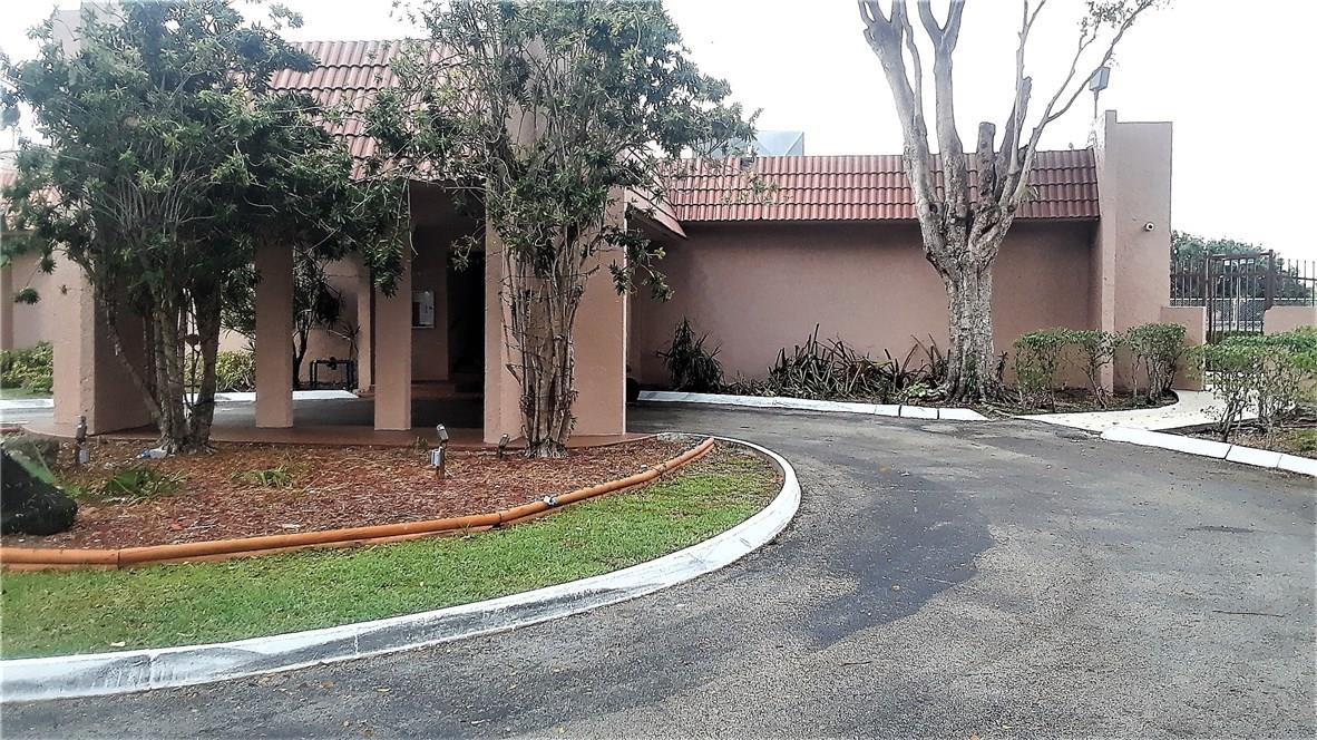 Valencia Village - Residential