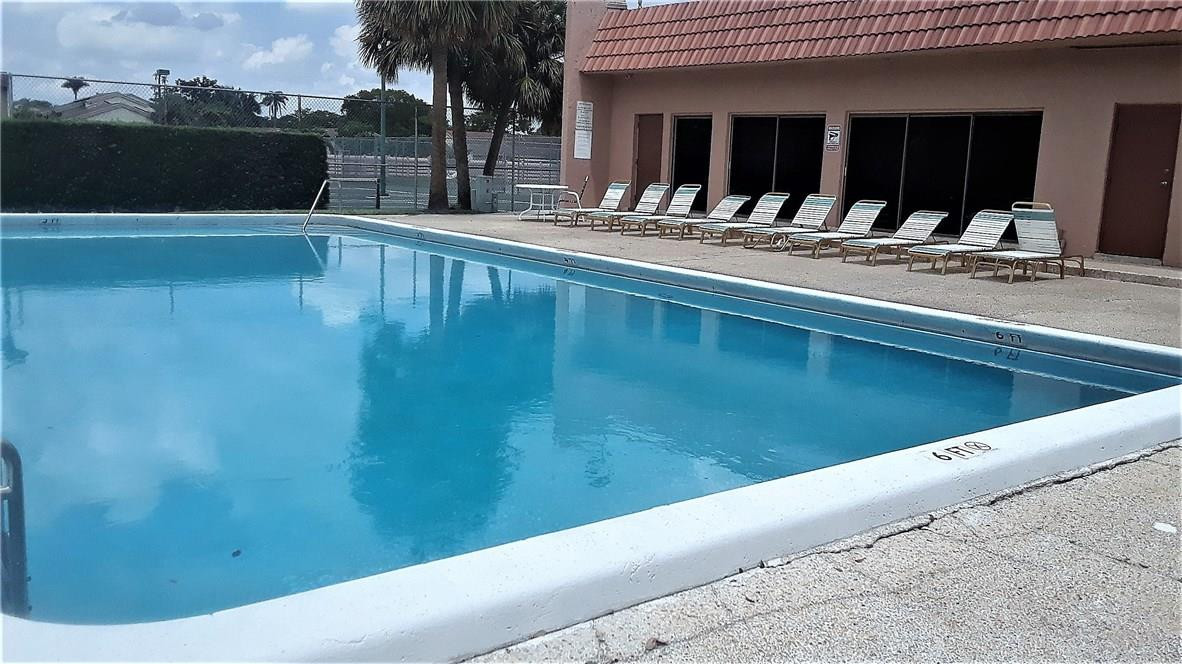 Valencia Village - Residential