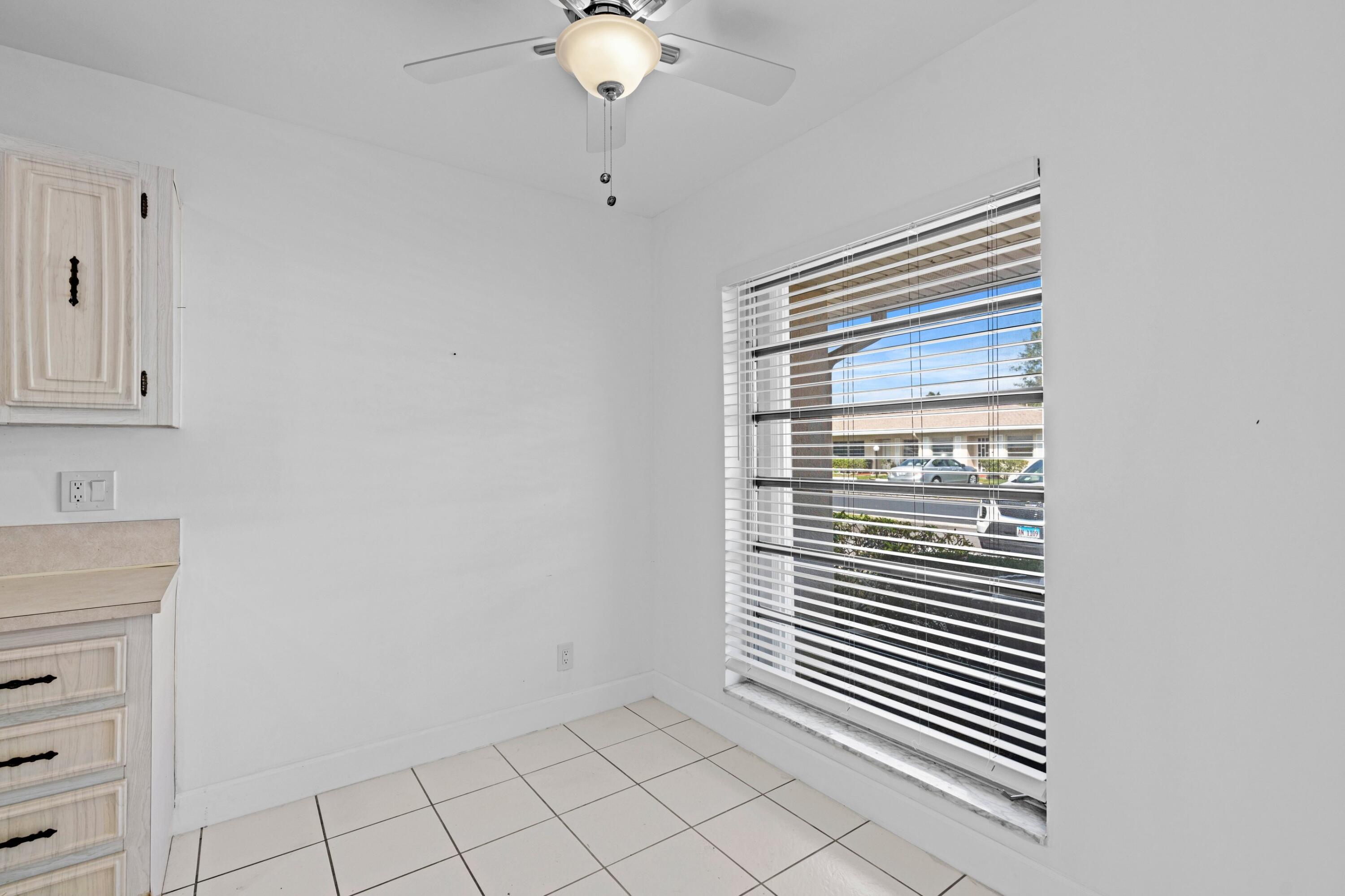 BOCA LAKES CONDO - Residential