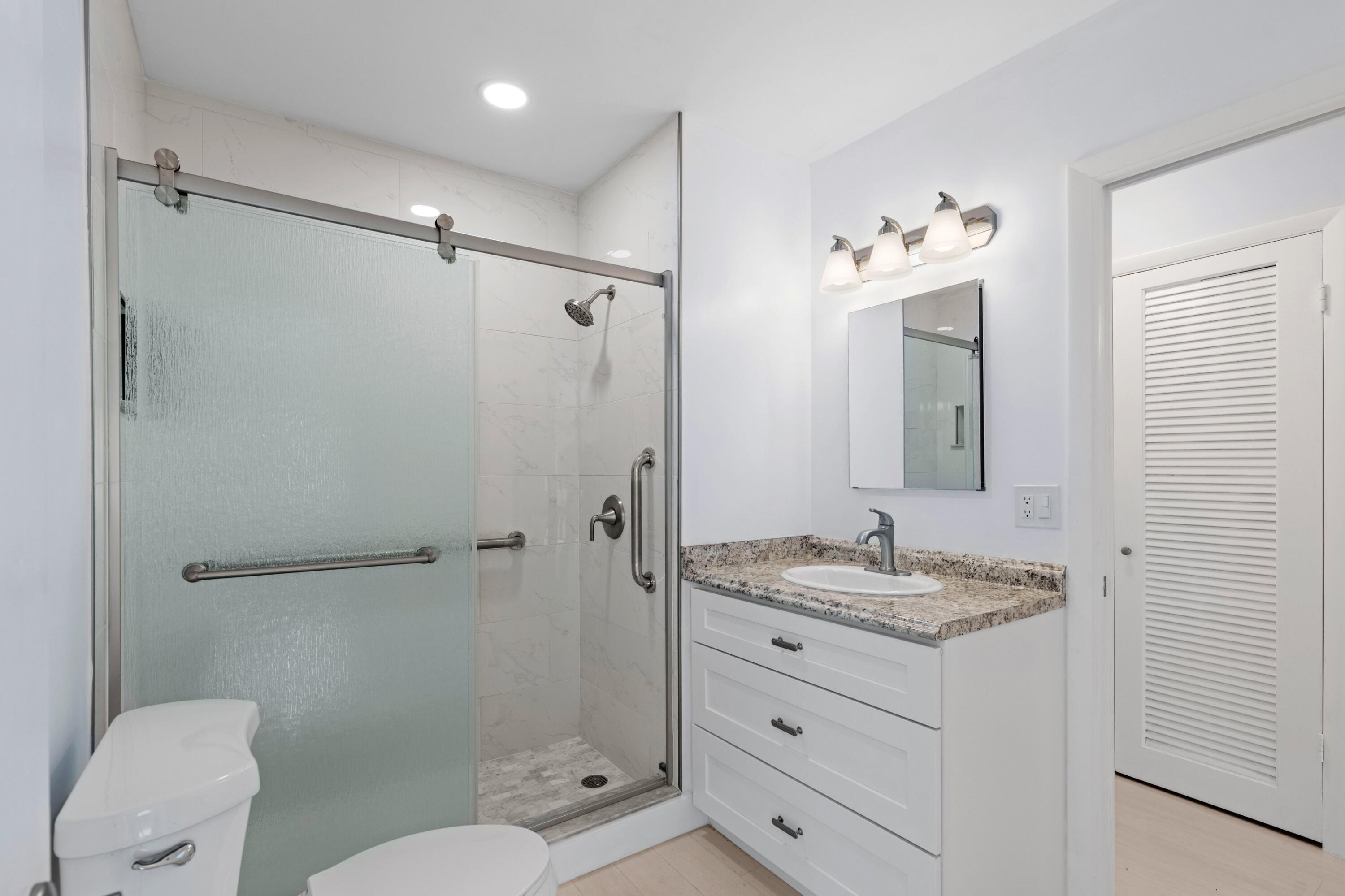 BOCA LAKES CONDO - Residential