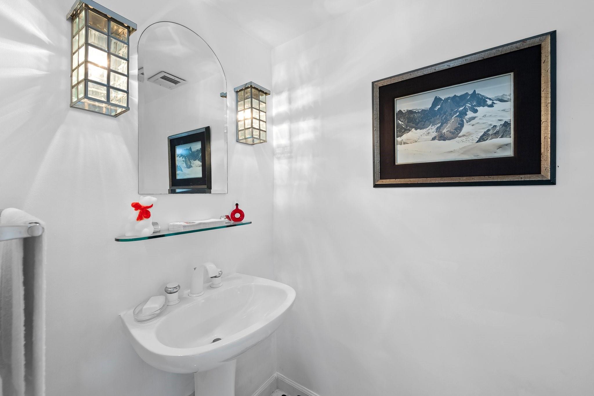 HARBOUR HEIGHTS ADD AMEN - Residential