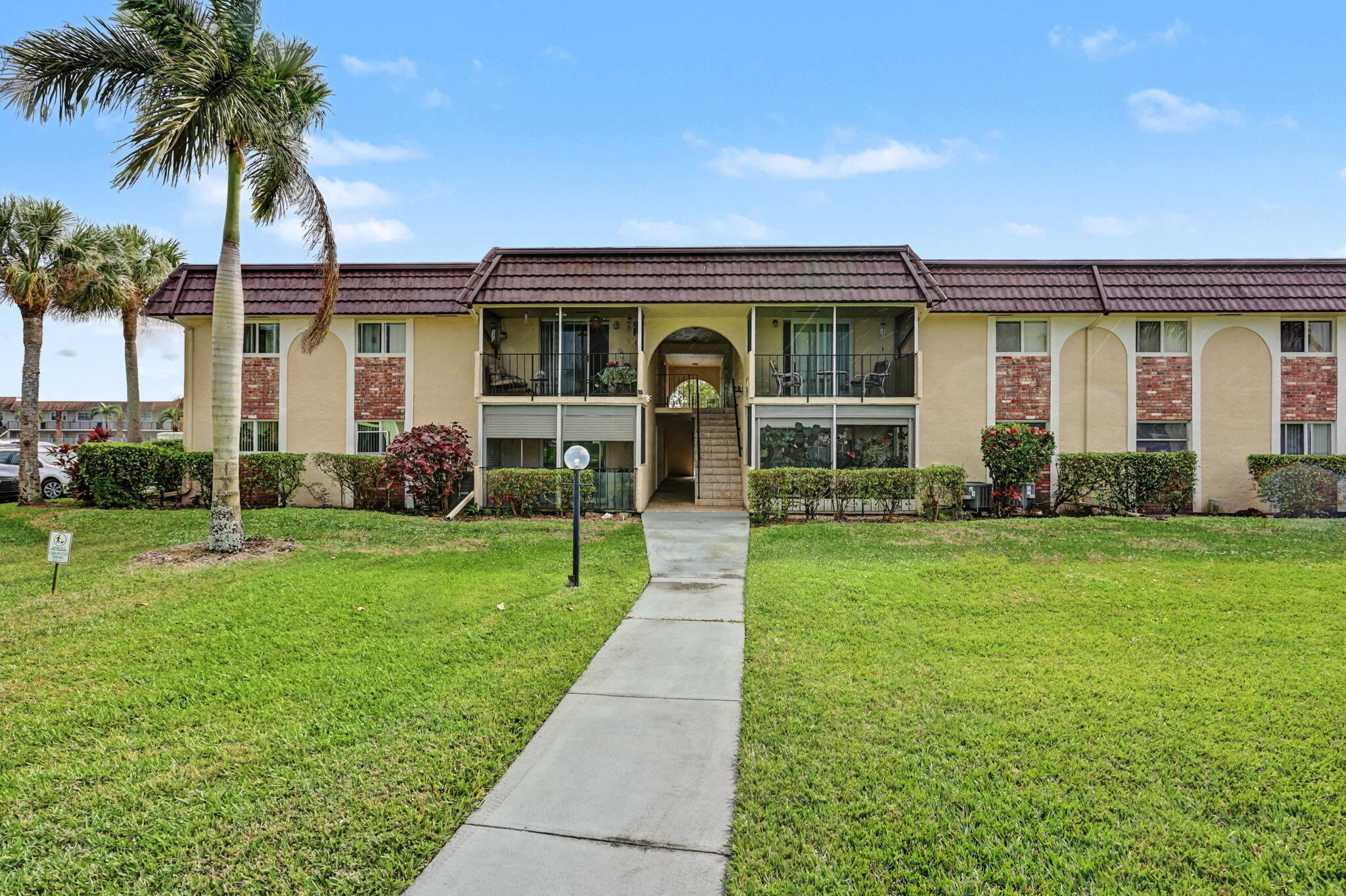 EDGEWOOD CONDOS - Residential