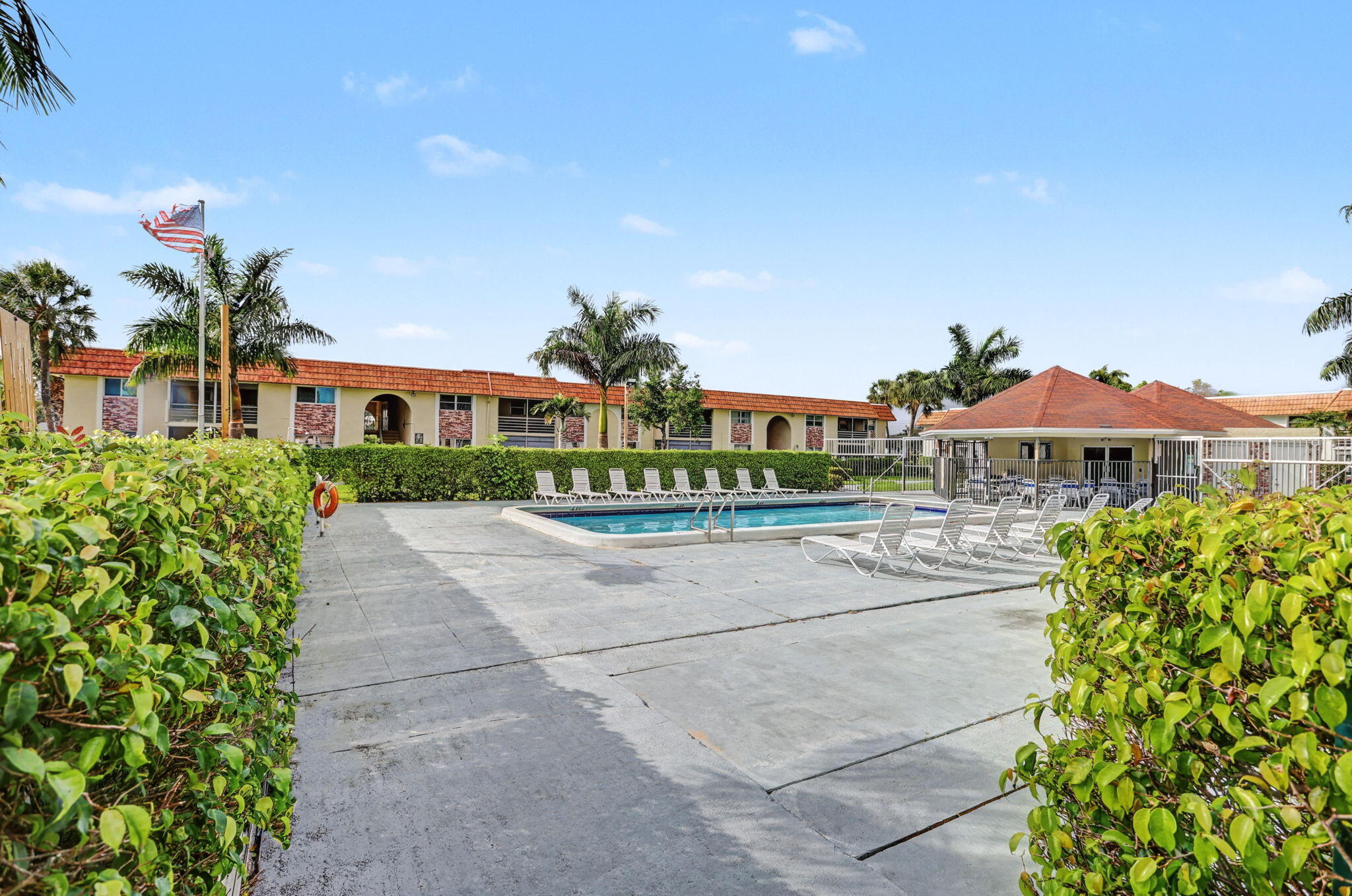 EDGEWOOD CONDOS - Residential