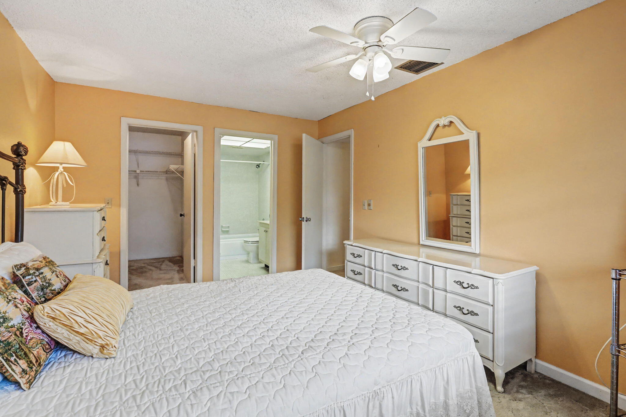 EDGEWOOD CONDOS - Residential