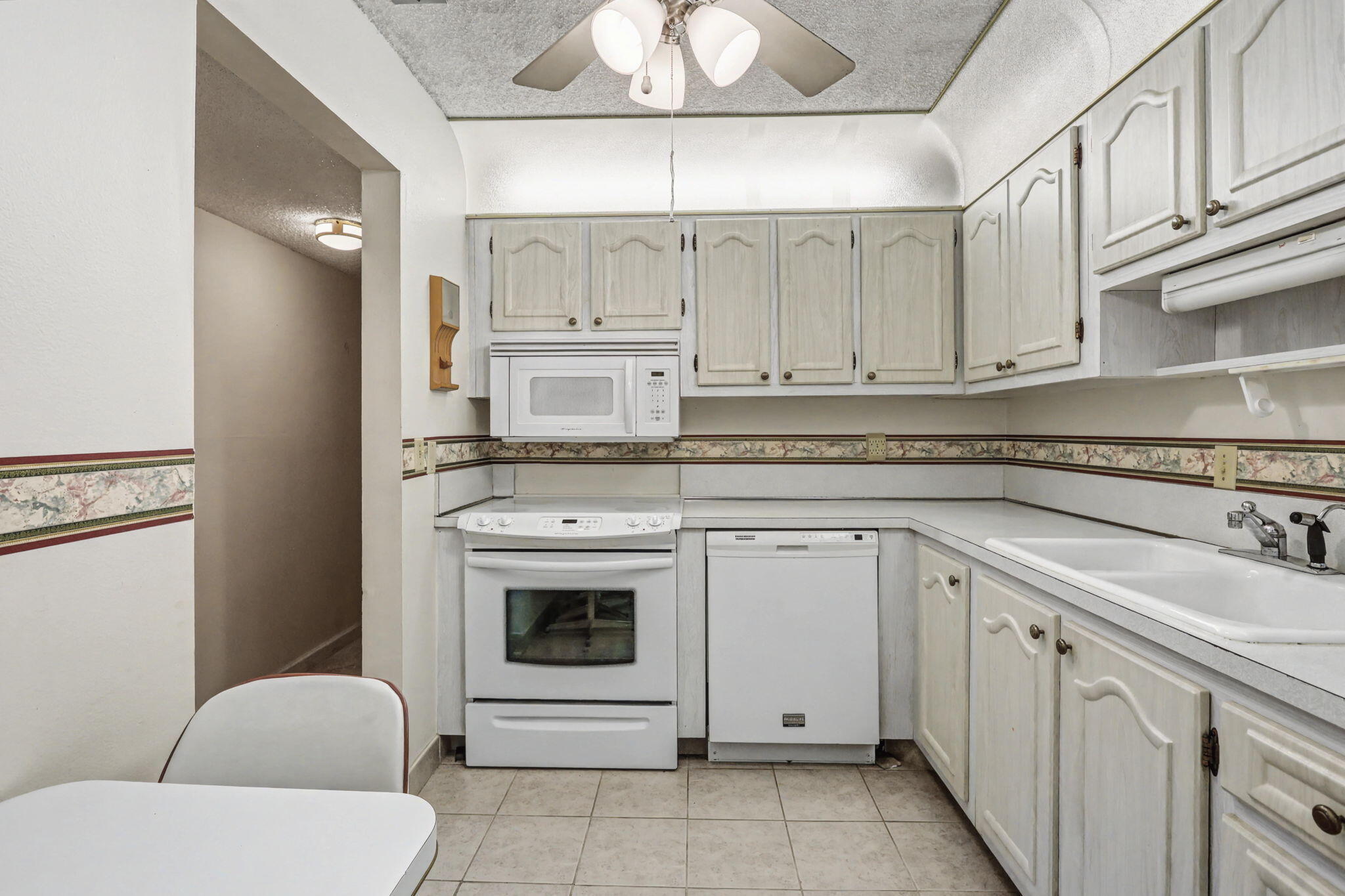 EDGEWOOD CONDOS - Residential