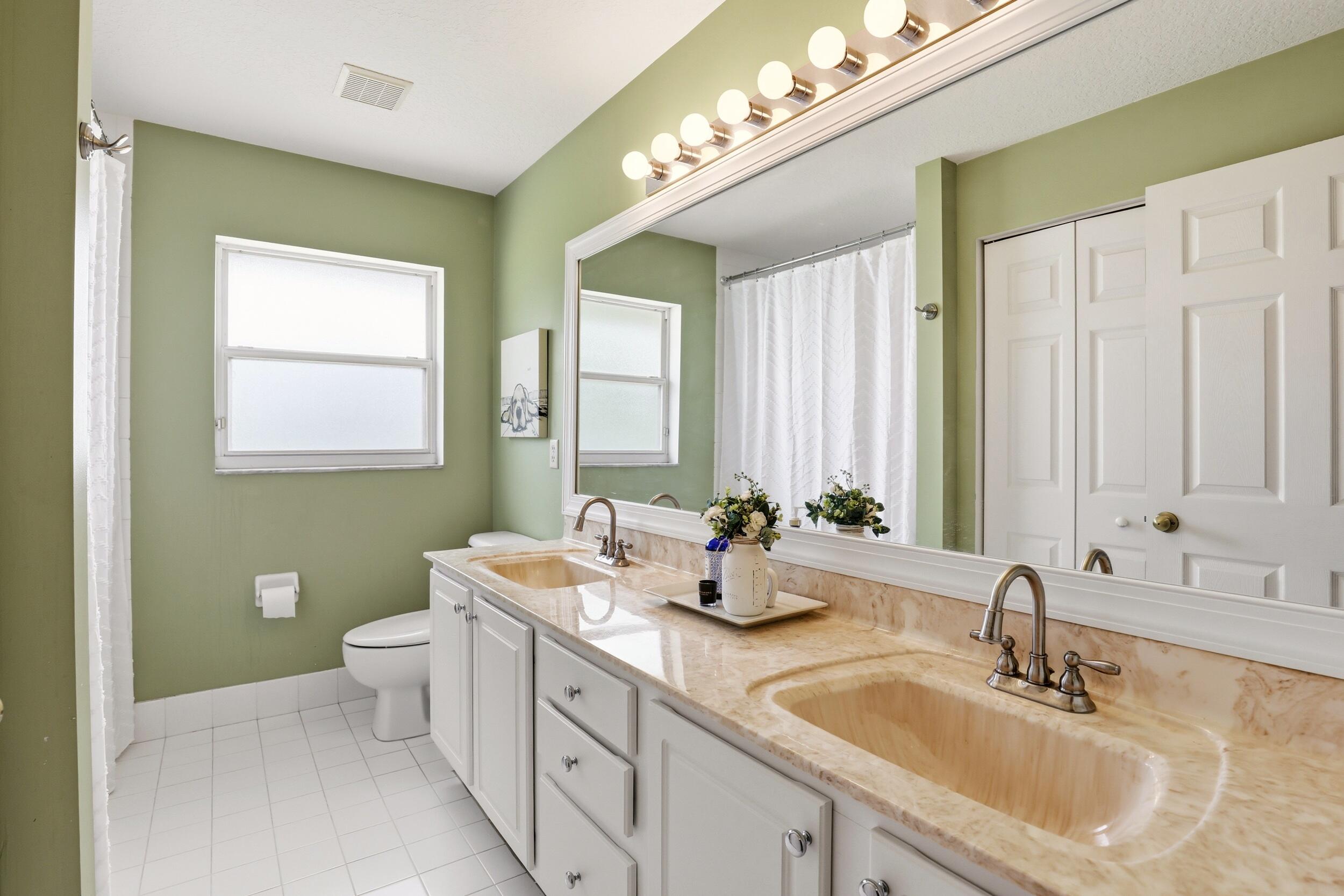 Palm Beach Country Estates - Residential