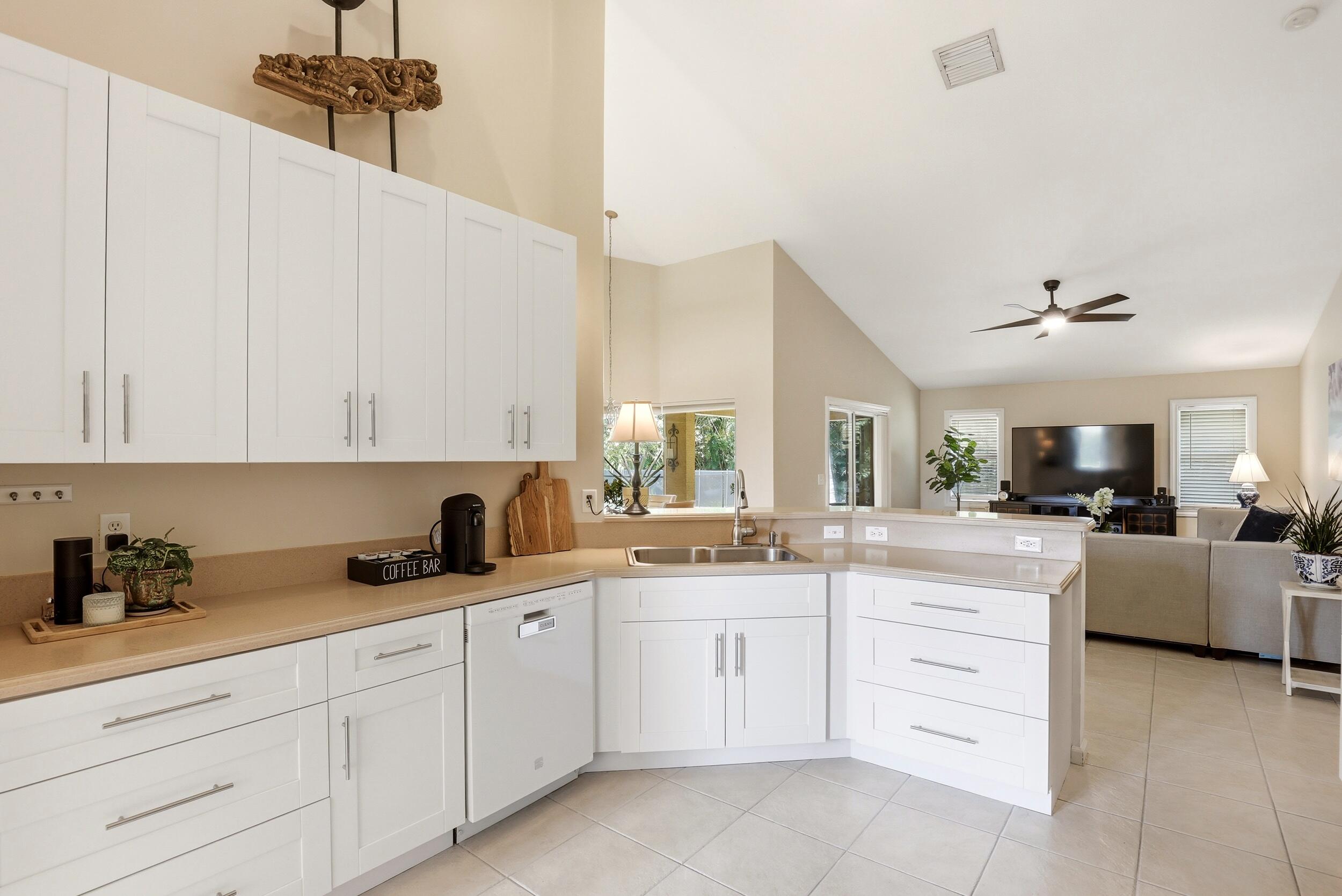 Palm Beach Country Estates - Residential