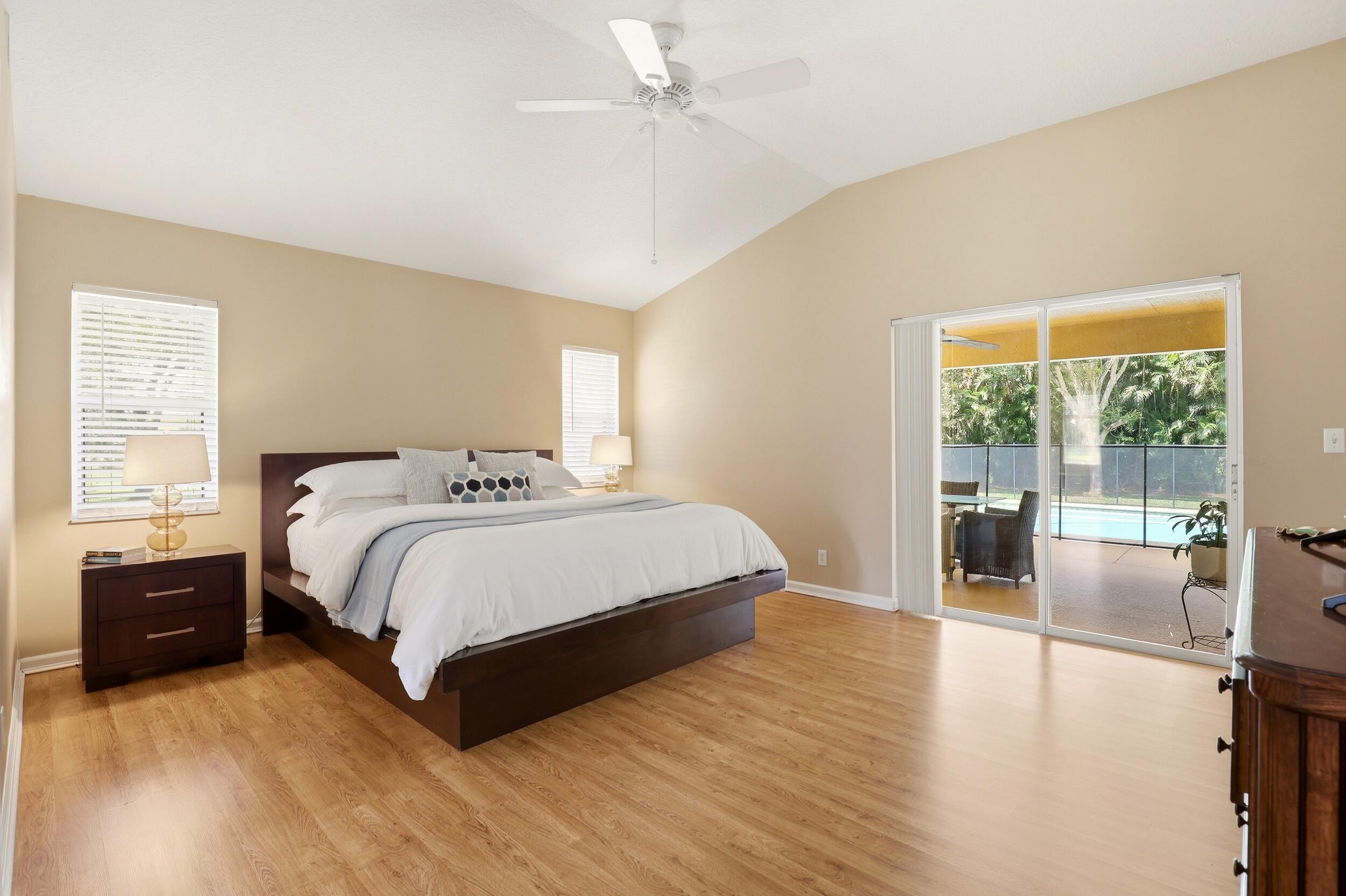 Palm Beach Country Estates - Residential