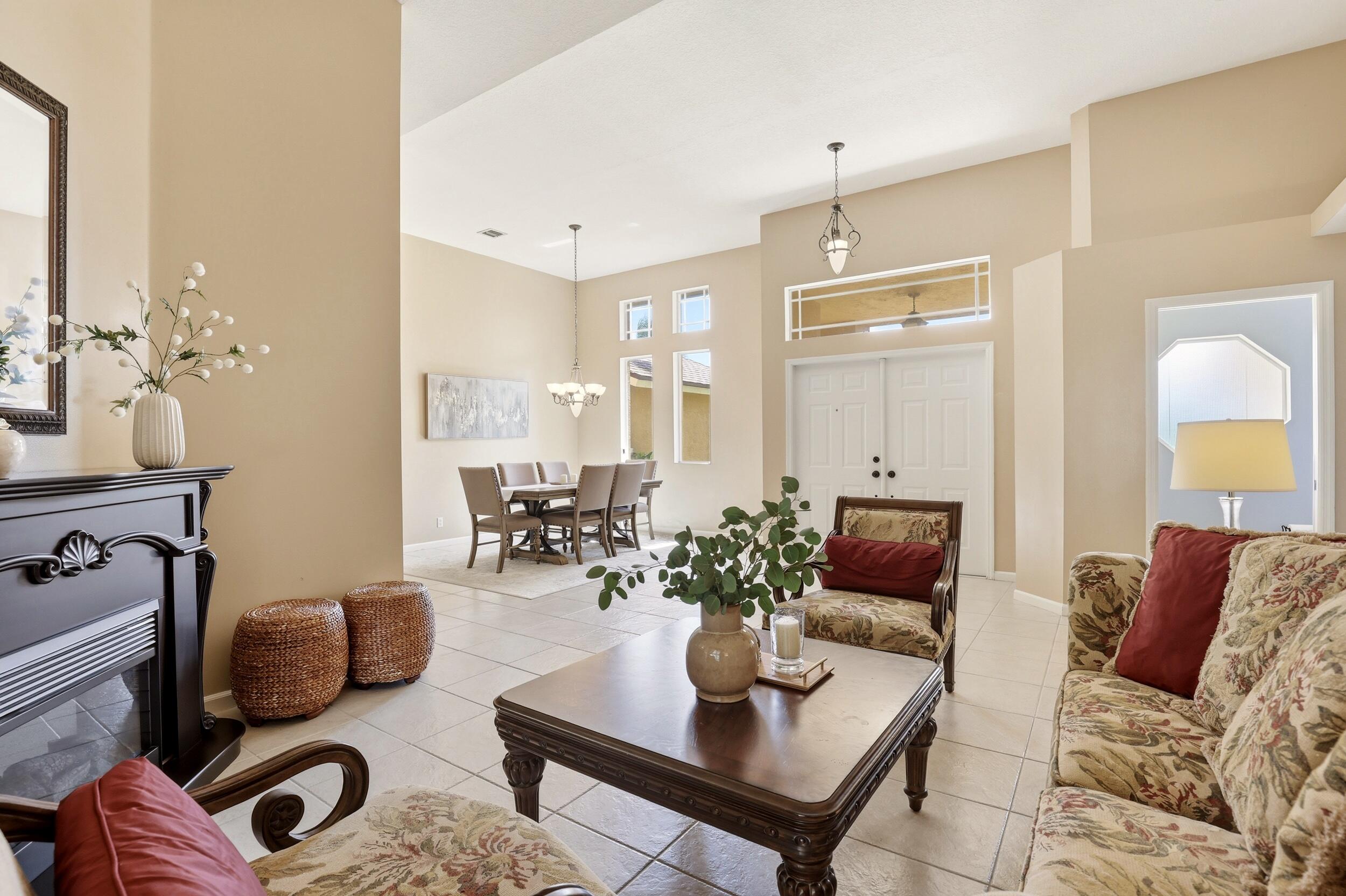 Palm Beach Country Estates - Residential