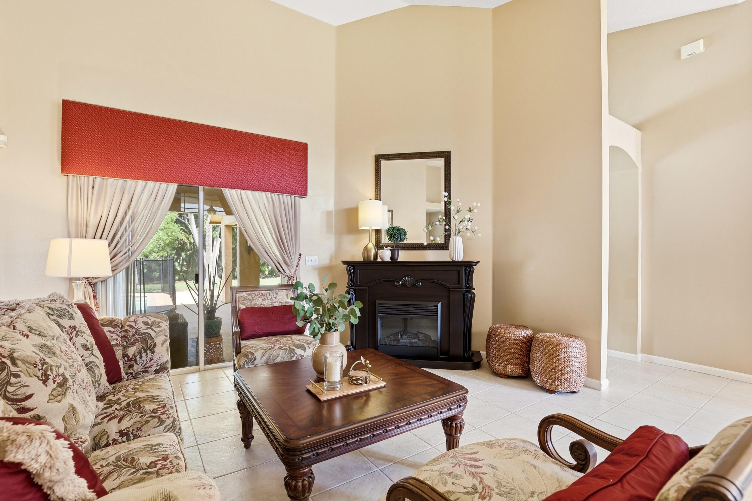 Palm Beach Country Estates - Residential