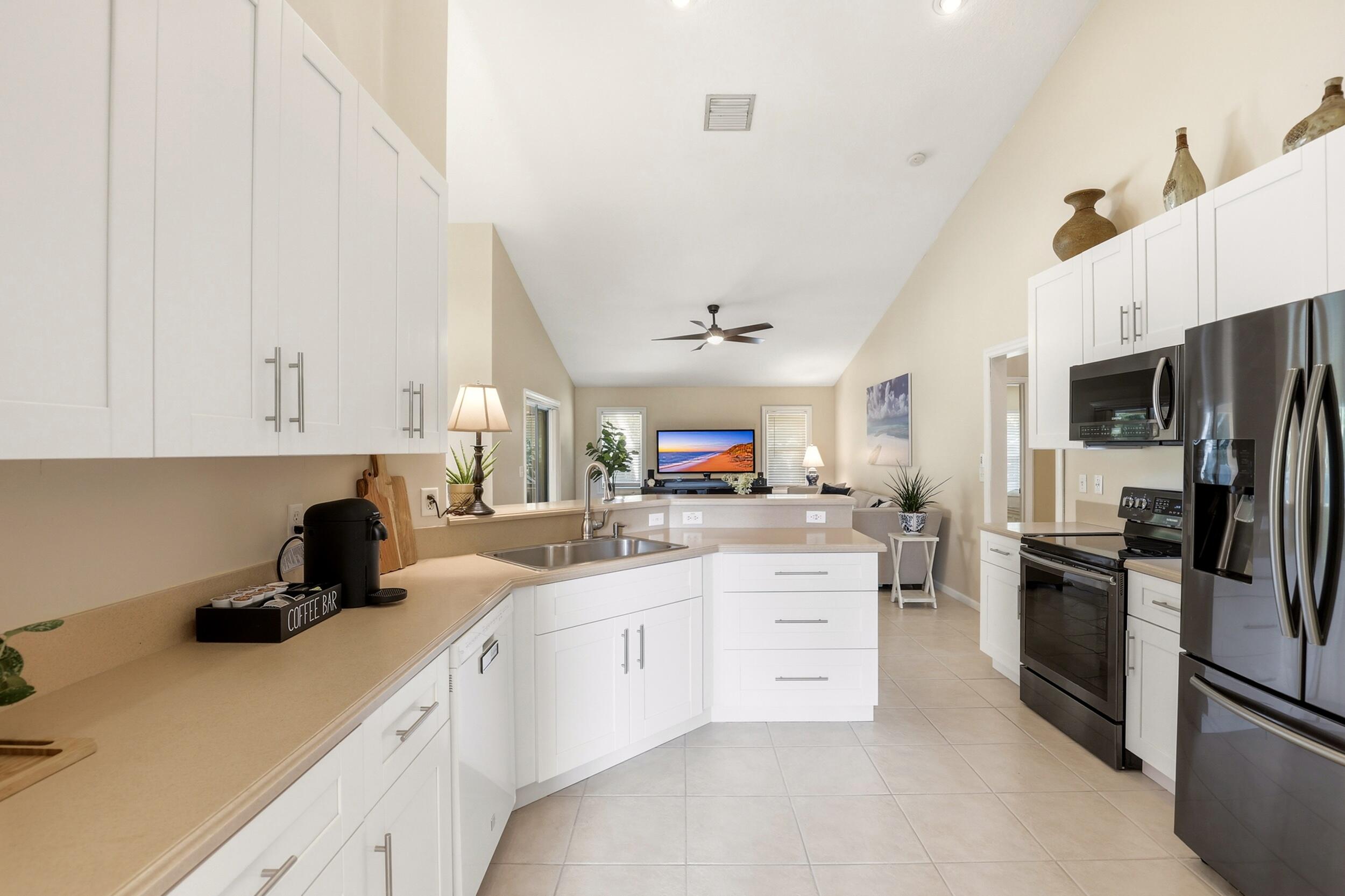 Palm Beach Country Estates - Residential